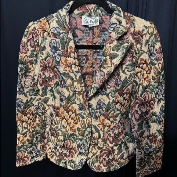 Floral tapestry blazer - Picture 1 of 6